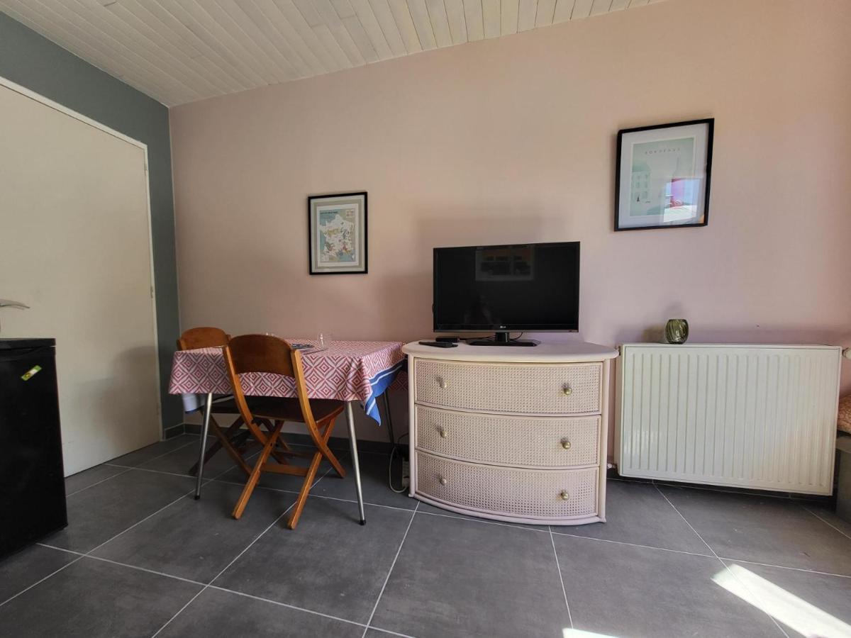 Logement Proche De Bordeaux, Route Des Chateaux Ludon-Médoc Buitenkant foto